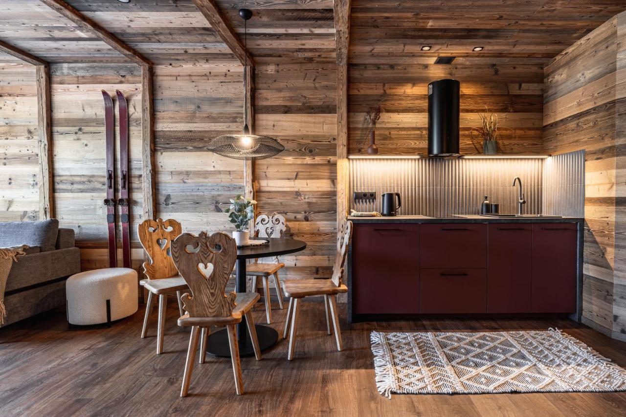 Apartamenty I Pokoje Krupowki 49 Zakopane Exterior photo