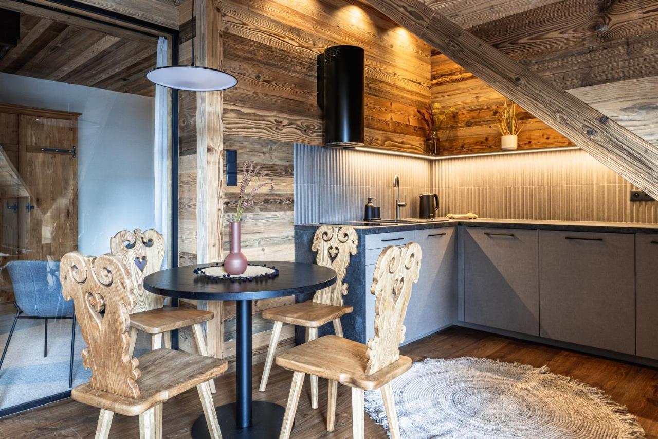 Apartamenty I Pokoje Krupowki 49 Zakopane Exterior photo